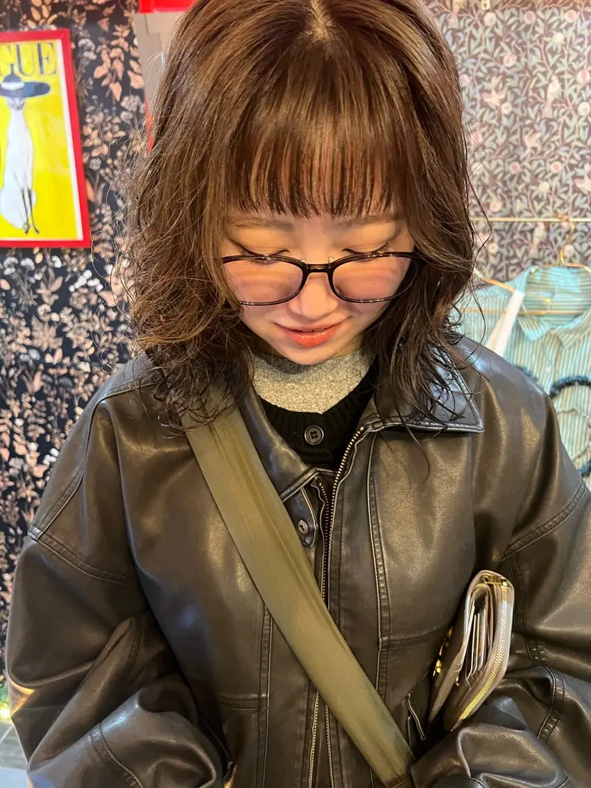 顔周りカット+全体カラー+クイックトリートメント🌼 ¥7260の写真