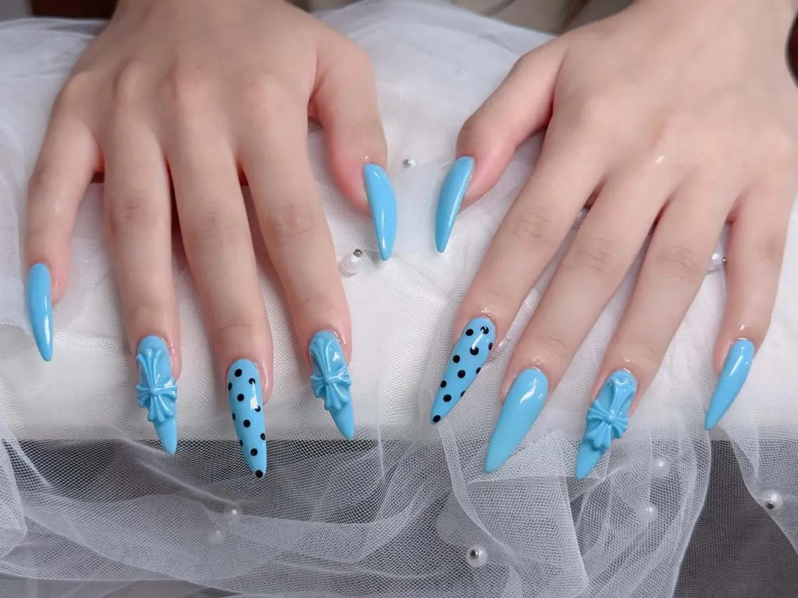 ネイル フレンチネイル ジェルネイル ハロウィン 韓国ネイル マグネットネイル ハンドネイル H.baby Nail Salonのネイルデザイン