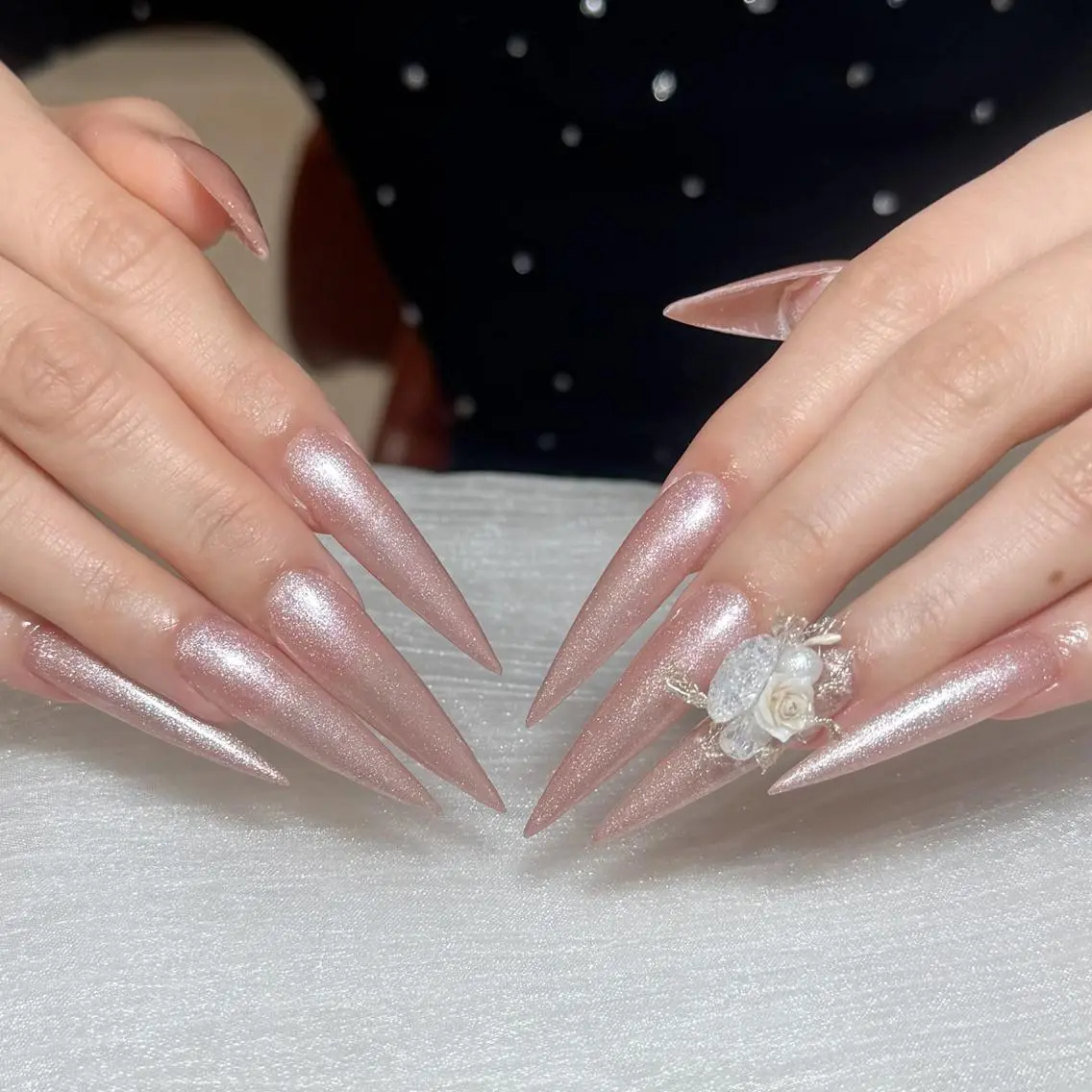 💅✨Hand💖⭐️ソフトオフ無料⭐️➡️チップ+ジェル長さ出し☆【ミラー/オーロラ】❤︎🥰の写真