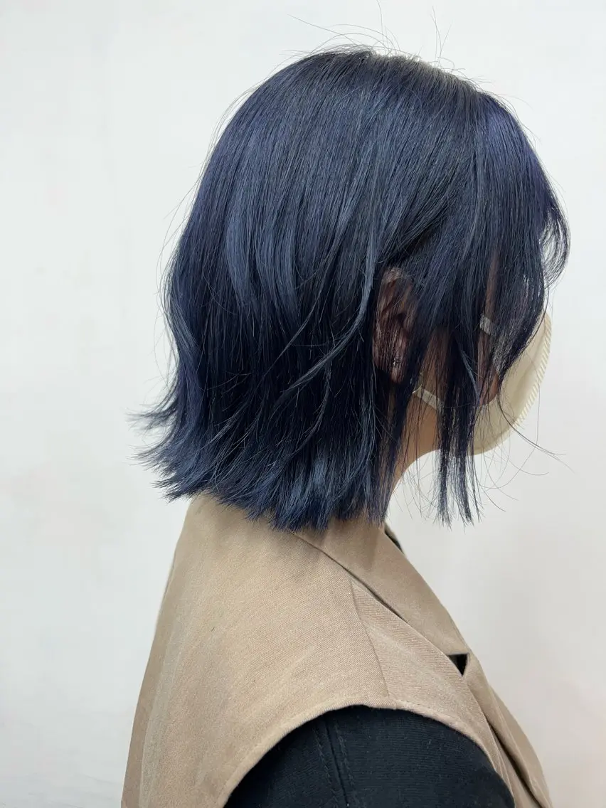 ショート カラー ブルーカラー デザインカラー ダブルカラー イヤリングカラー ハイライトカラー ヘアカラー トリートメント KANA/ボブ/ インナーカラー/艶髪のヘアスタイル