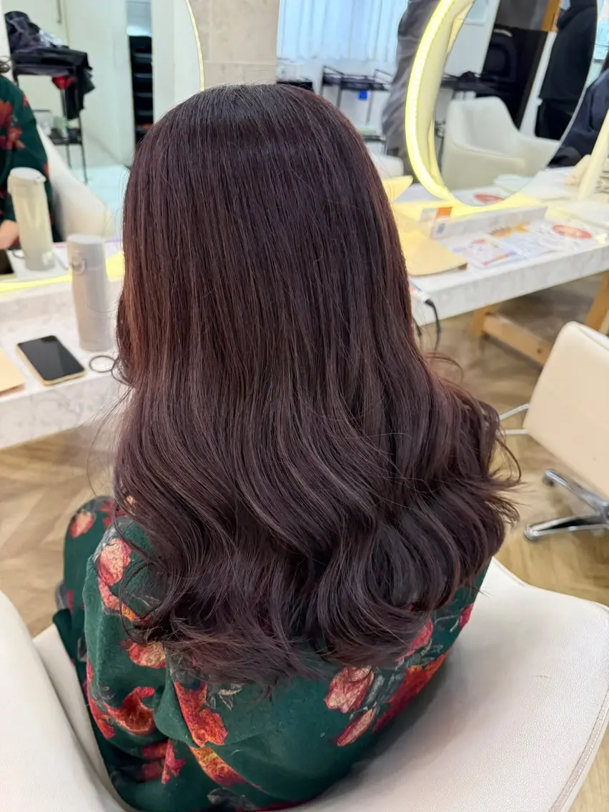 セミロング カット ヘアカラー トリートメント 小林 美月  透明感カラーのヘアスタイル