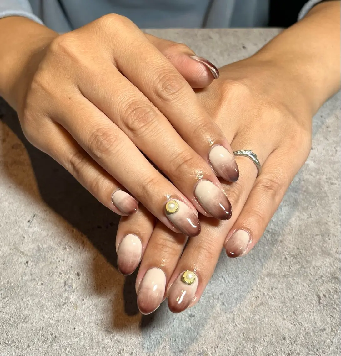 ミディアム 2DY NAIL SALONのネイルデザイン