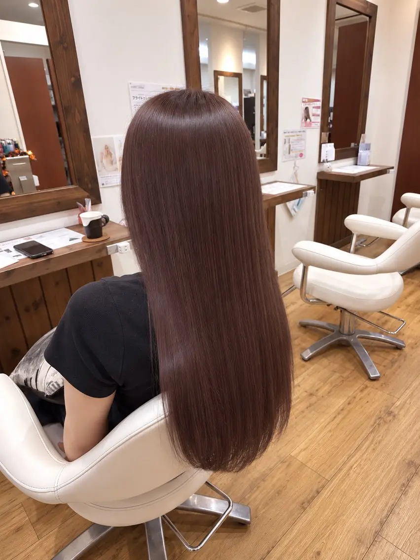 ロング カラー ブラウンカラー ラベンダーカラー ヘアカラー トリートメント 髪質改善サロン 🍒あさみ🍒のヘアスタイル