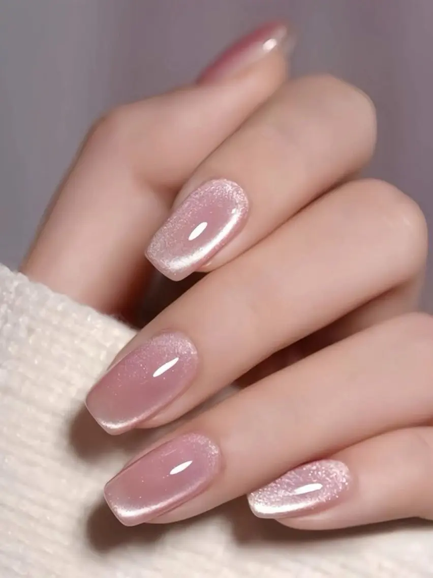 ネイル グラデーション キラキラネイル ピンク 春ネイル ワンホンネイル ハンドネイル RUBY Nail 日暮里店のネイルデザイン