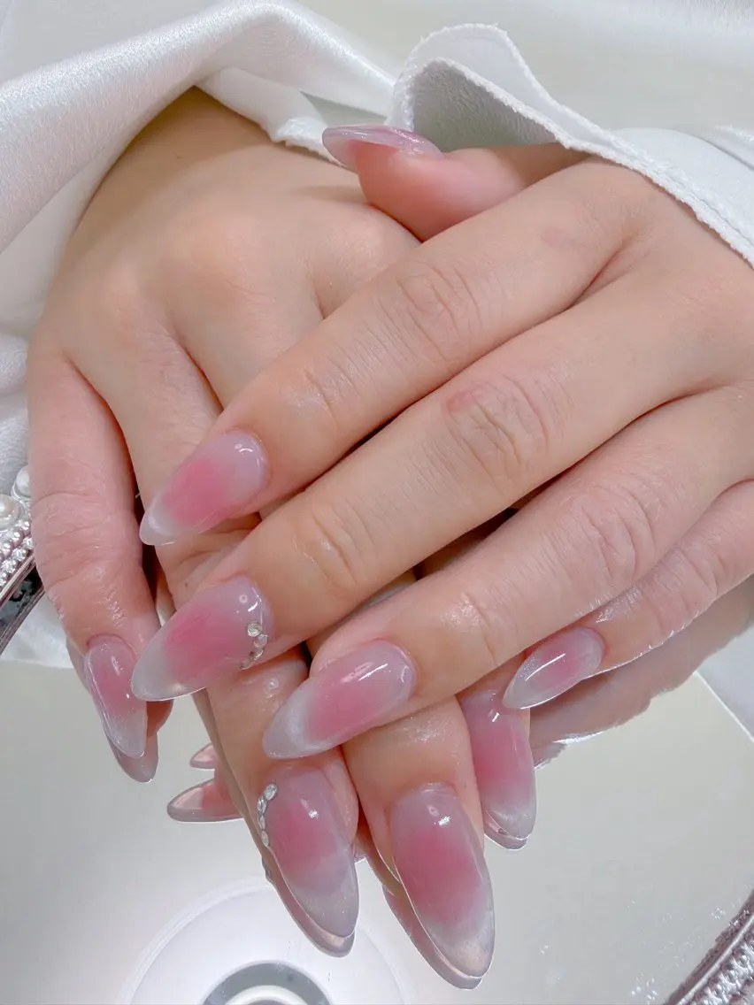 ネイル ハンドネイル IZUMI YUKIのネイルデザイン