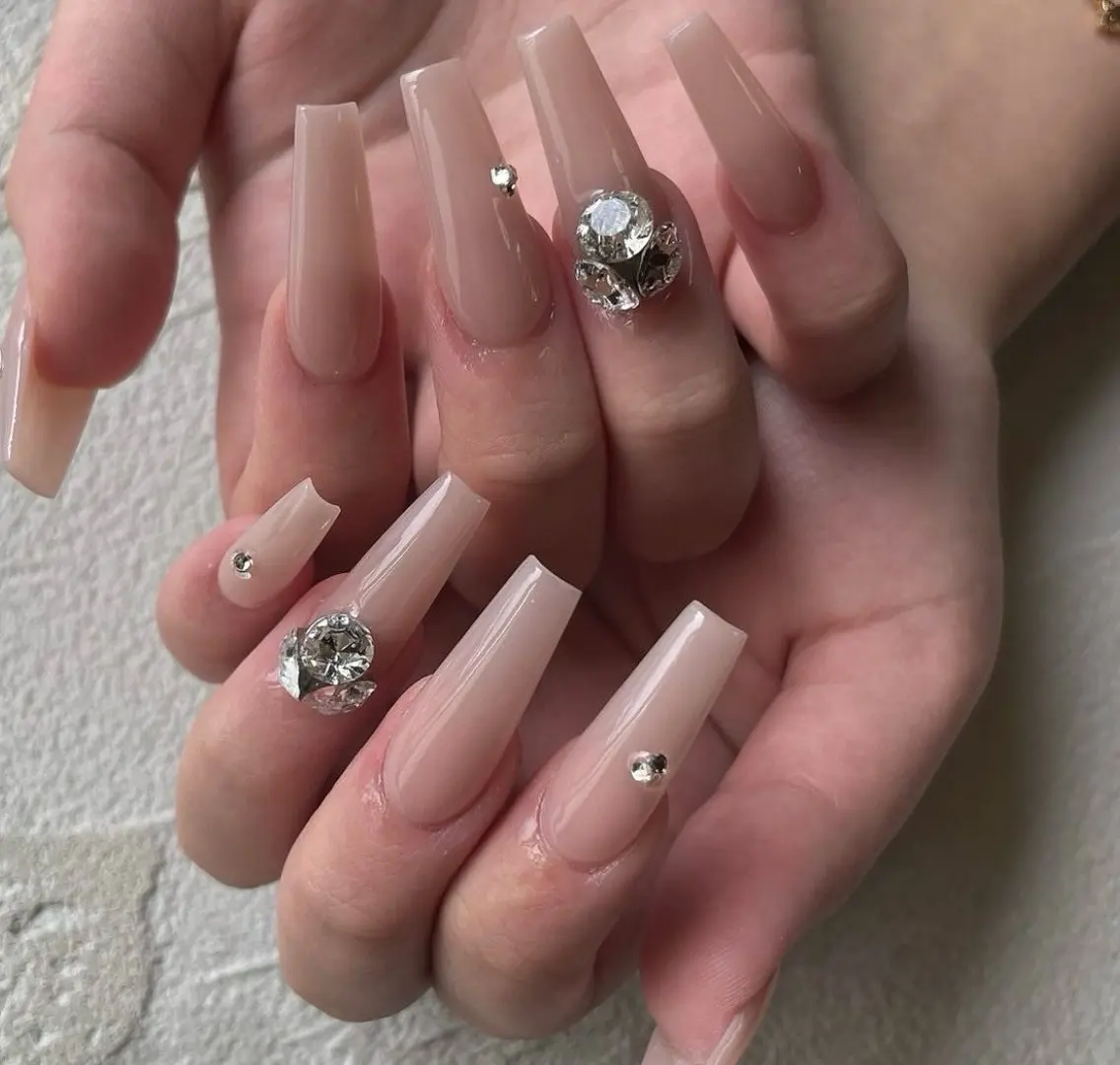ネイル ハンドネイル BERA NAILSのネイルデザイン