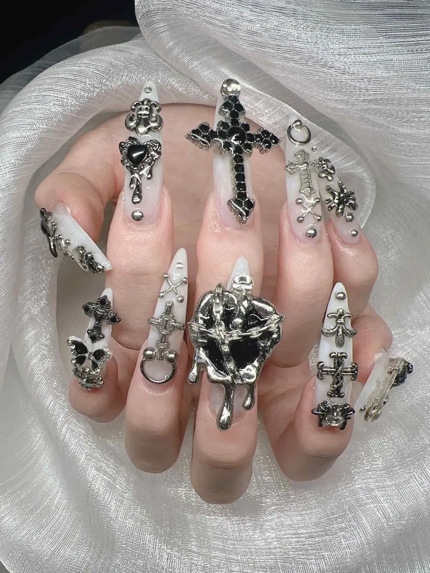 ネイル 長さ出し グラデーション 卒業式 キラキラネイル マグネットネイル ハンドネイル Lee Nailsのネイルデザイン