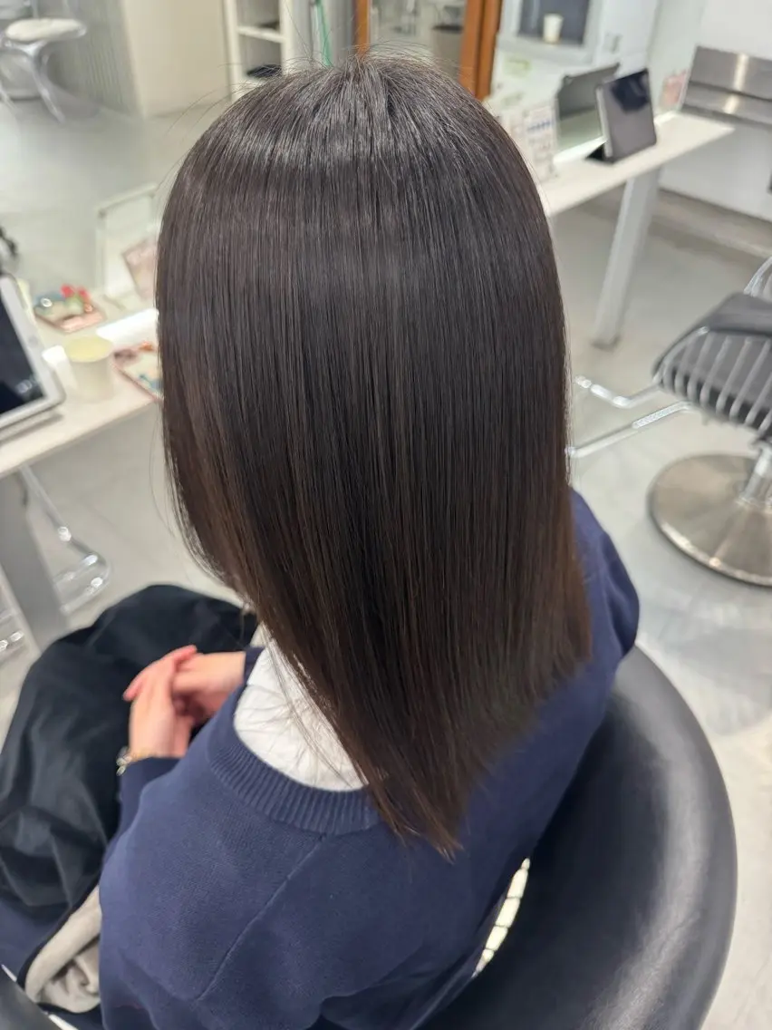 ミディアム みな .share天王寺のヘアスタイル