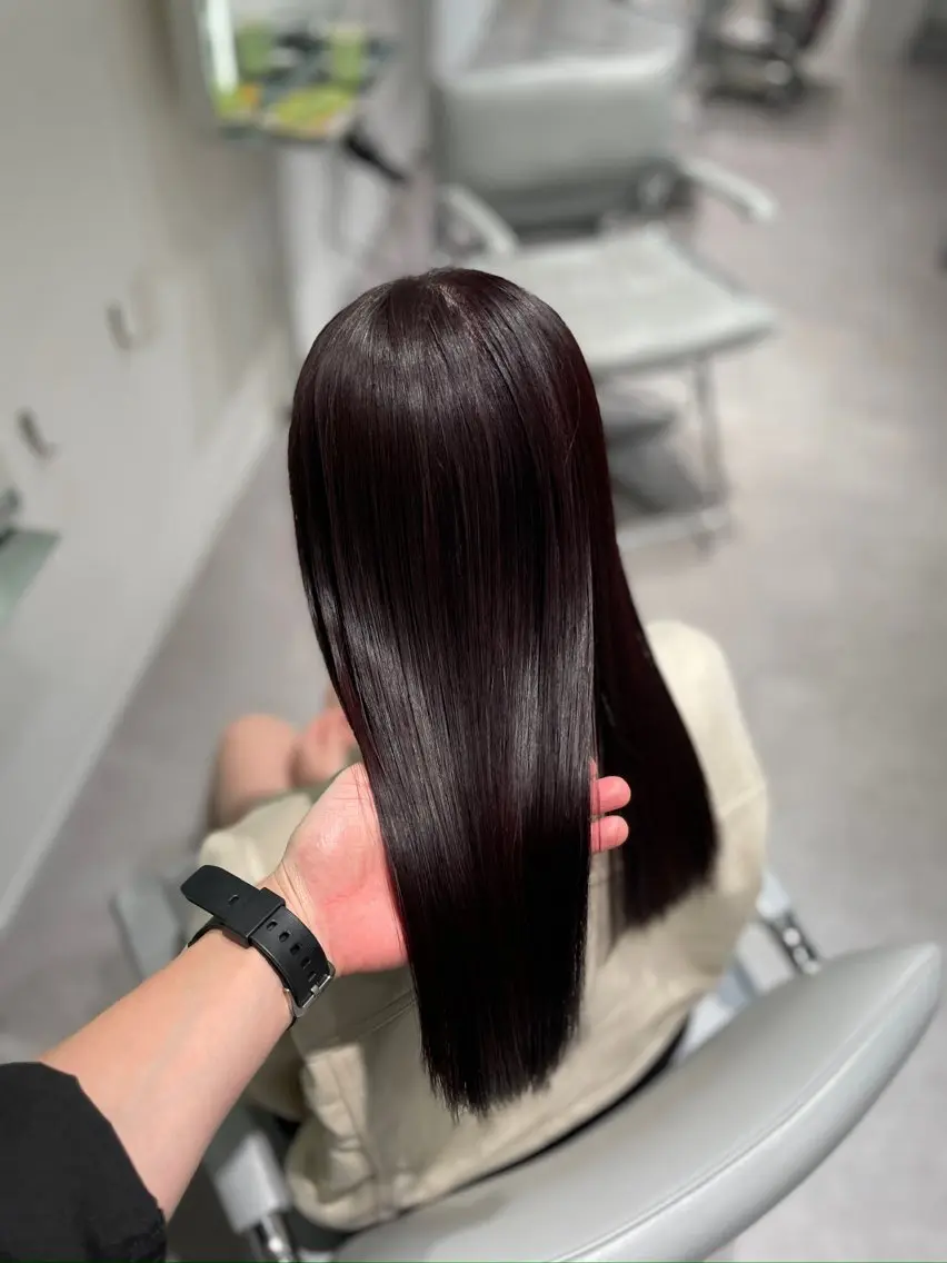 ロング 縮毛矯正 unique RINNEのヘアスタイル