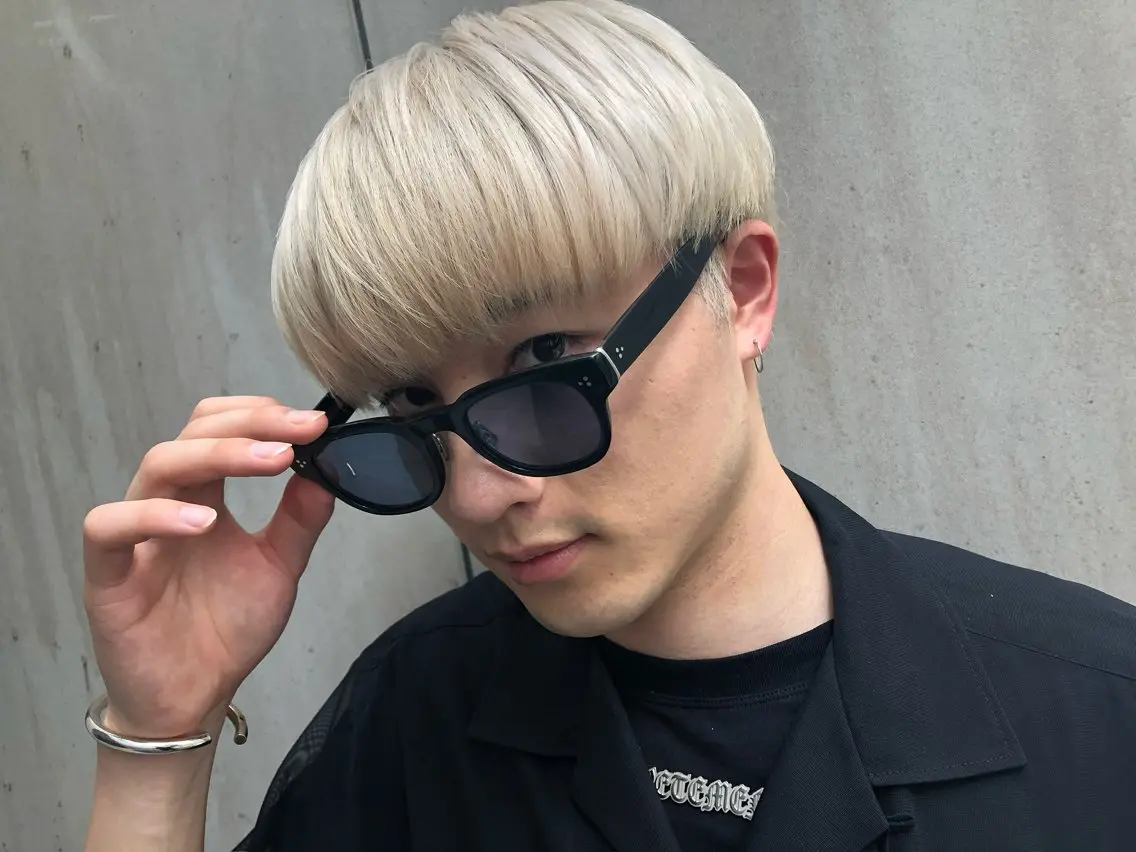 カラー ヘアアレンジ メンズ メンズブリーチ メンズハイトーン ブリーチ ハイトーンカラー ヘアカラー (メンズ特化)AKI /古本晃大のヘアスタイル