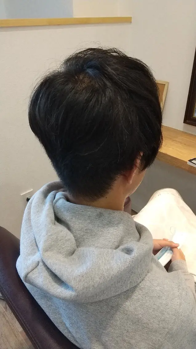 ショート メンズ マッシュ 阪本 俊のヘアスタイル