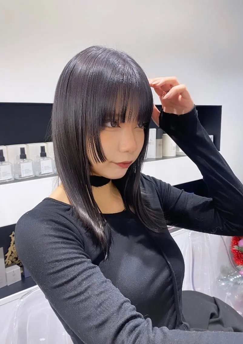 セミロング カラー ブリーチ ケアブリーチ 透明感カラー ハイトーンカラー 韓国風カラー けいこ🍊ニュアンス ネイル/個性派ネイルのネイルデザイン