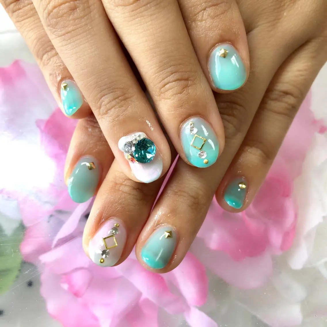 ネイル グリーン luana nailのネイルデザイン