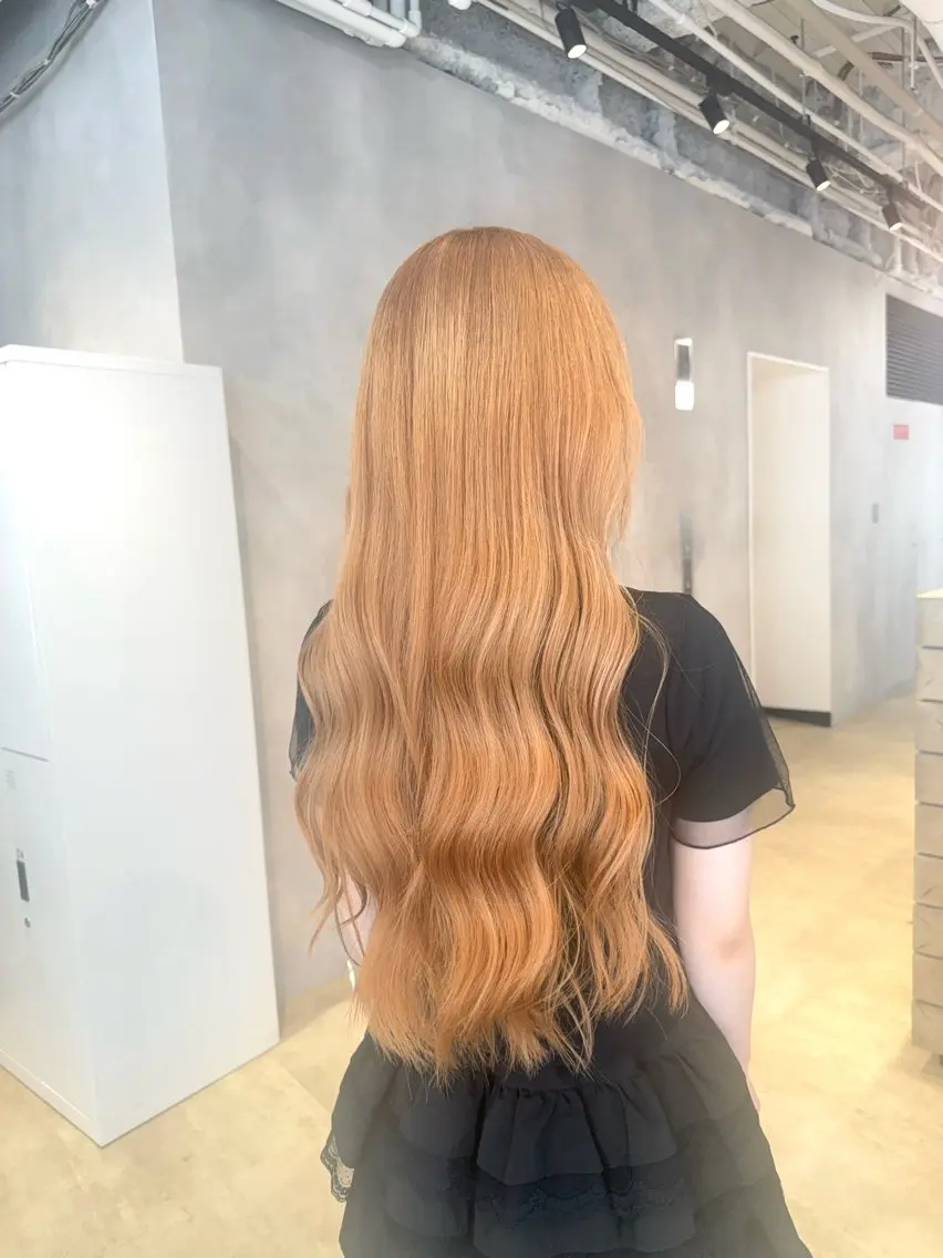 ロング カラー ベージュカラー ブリーチ ミルクティーベージュ カット ヘアカラー ハイトーン/うる艶 🤍カラー Mioのヘアスタイル