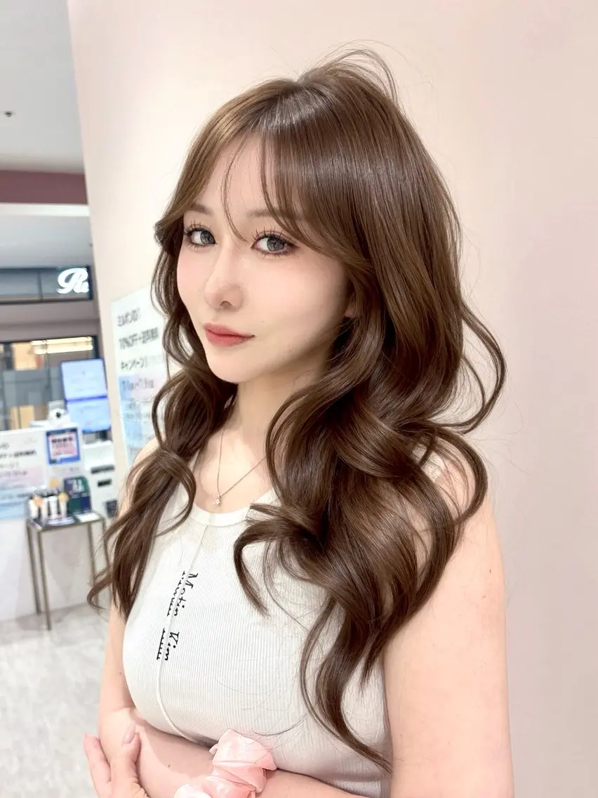セミロング シースルーバング カット ヘアカラー トリートメント 柴田礼空/顔まわり カット/レイヤーのヘアスタイル