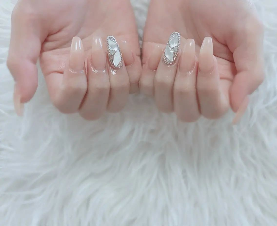 ネイル ESPOIR Ｎのネイルデザイン
