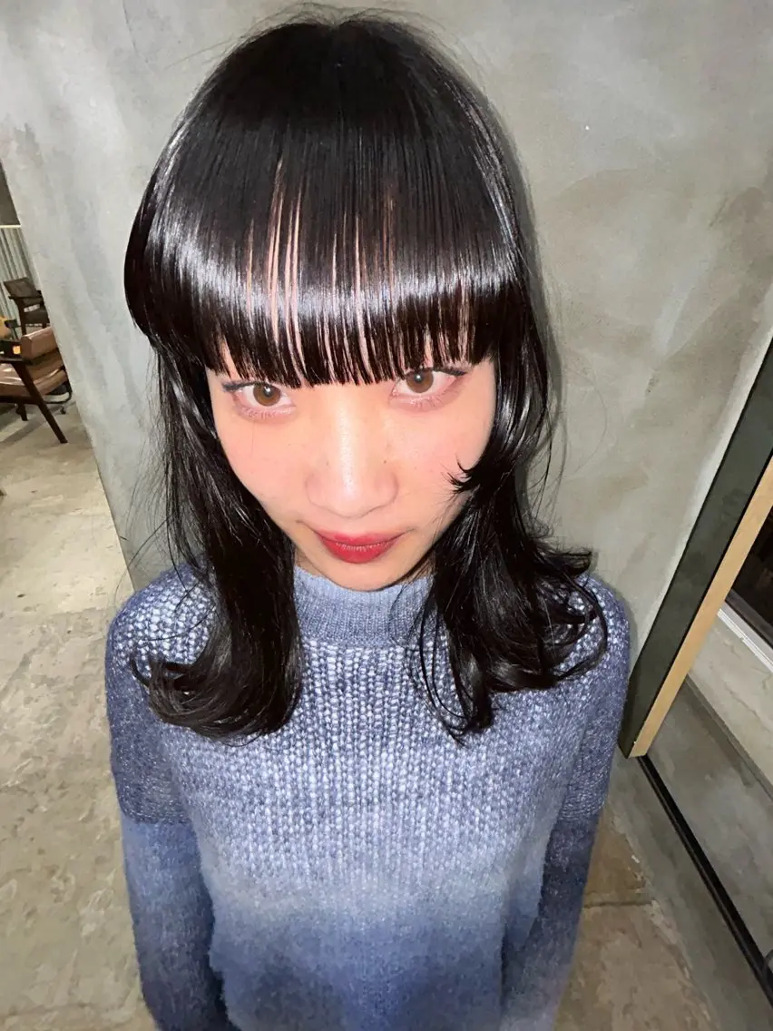 ミディアム 湯浅 美玖のヘアスタイル