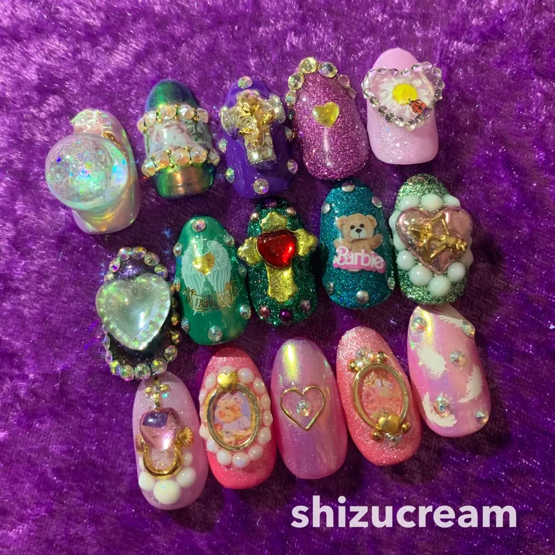 ネイル shizucream 痛デコネイル専門のネイルデザイン