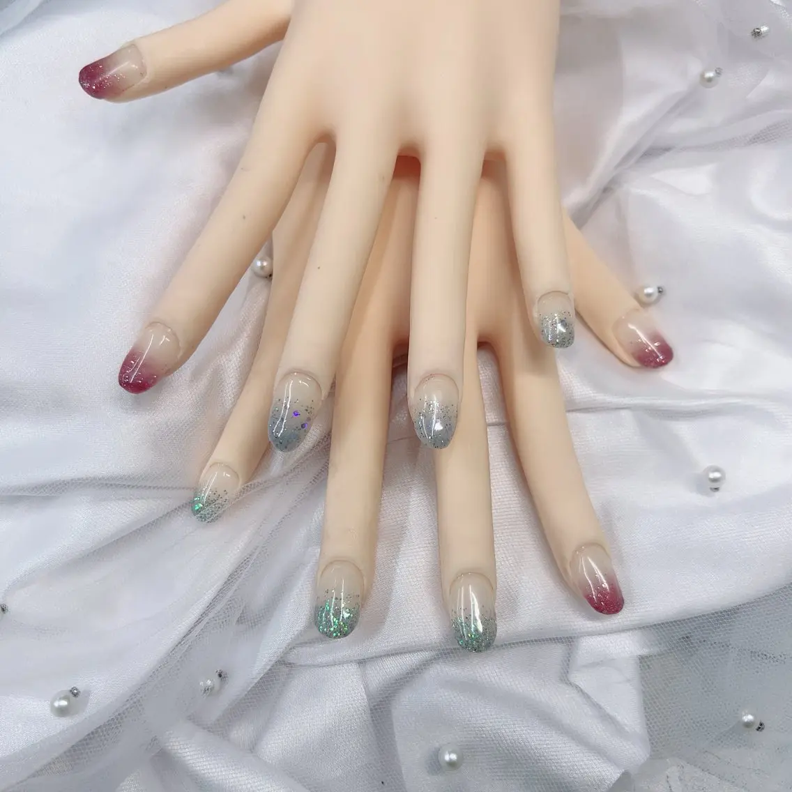 カラー グラデーションカラー ハンドネイル Lance nail 京橋🎀RION🎀のネイルデザイン