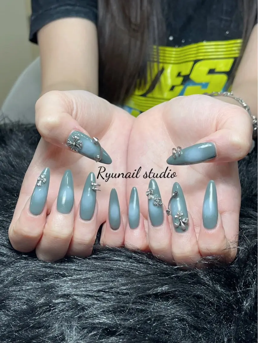 ネイル アートネイル ジェルネイル マグネットネイル ニュアンスネイル シンプルネイル ハンドネイル Ryu nail studioのネイルデザイン