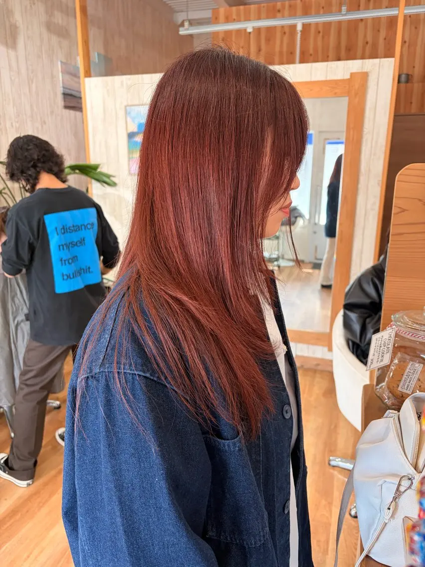 ロング カラー ブリーチ ブリーチなしカラー レイヤーカット hair &make EPICRUMIのヘアスタイル