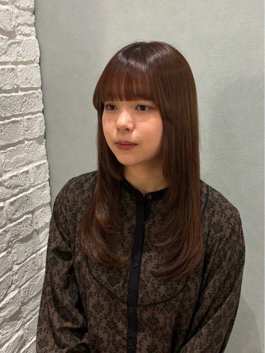 ロング 顔周りカット Rudder 牛嶋のヘアスタイル