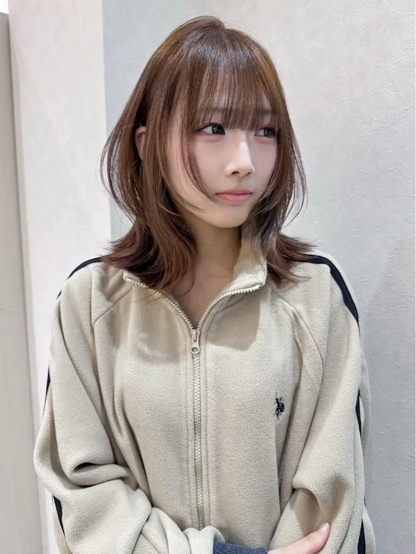 ミディアム カラー 三宅 壱輝のヘアスタイル
