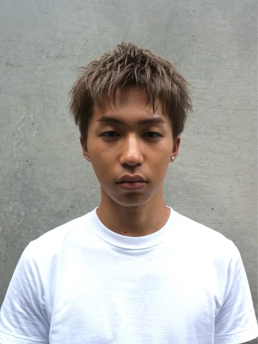 ショート カラー メンズ メンズブリーチ メンズハイライト メンズハイトーン ベージュカラー ブリーチ カット ヘアカラー メンズハイトーン/ ブリーチ💫カイセイのヘアスタイル