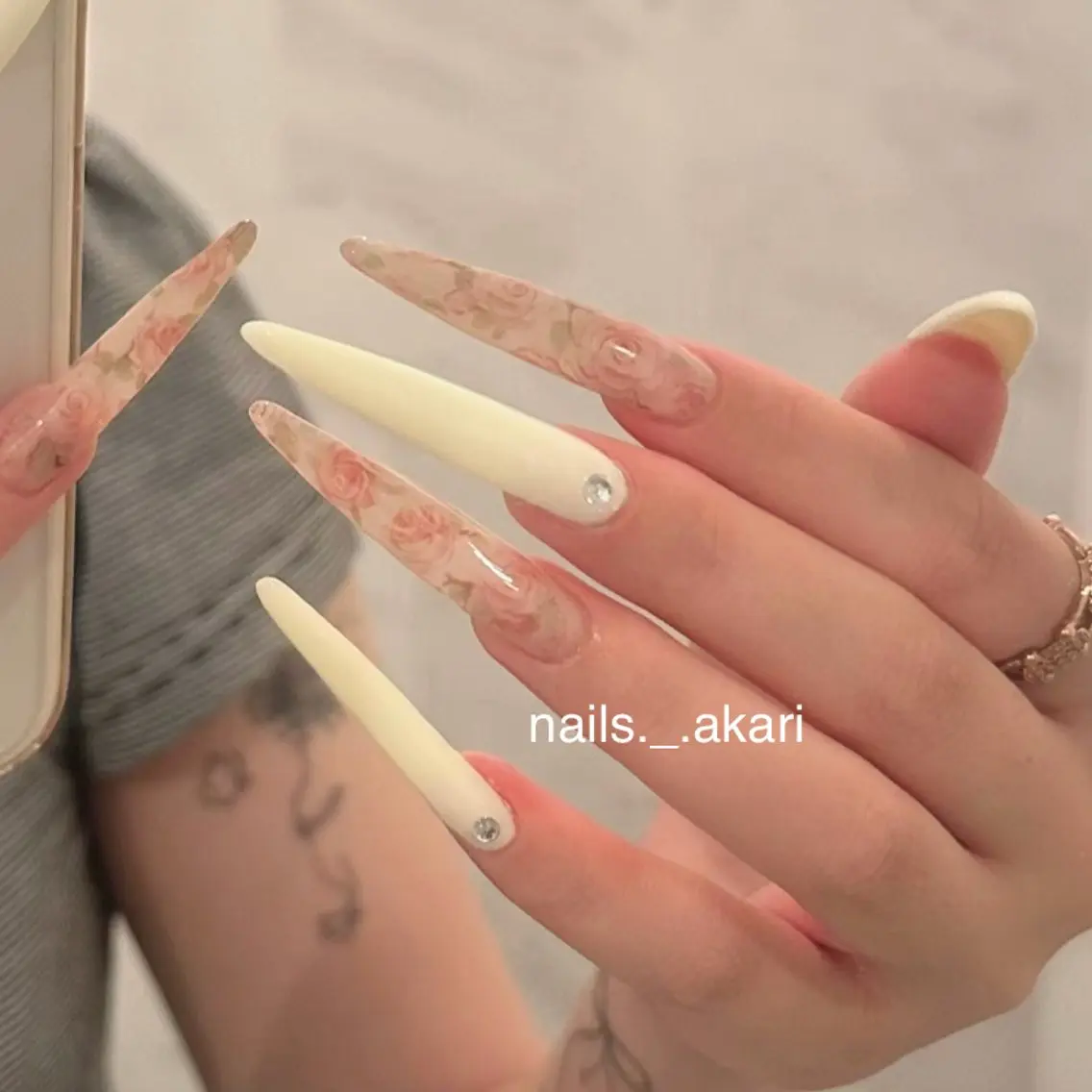 ネイル ハンドネイル akari🎀 naill|堺筋本町のネイルデザイン