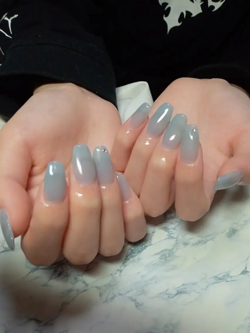 ネイル 長さ出し ジェルネイル ラメ(グリッター) ラメグラデーション マグネットネイル ハンドネイル flure de neige yukiのネイルデザイン