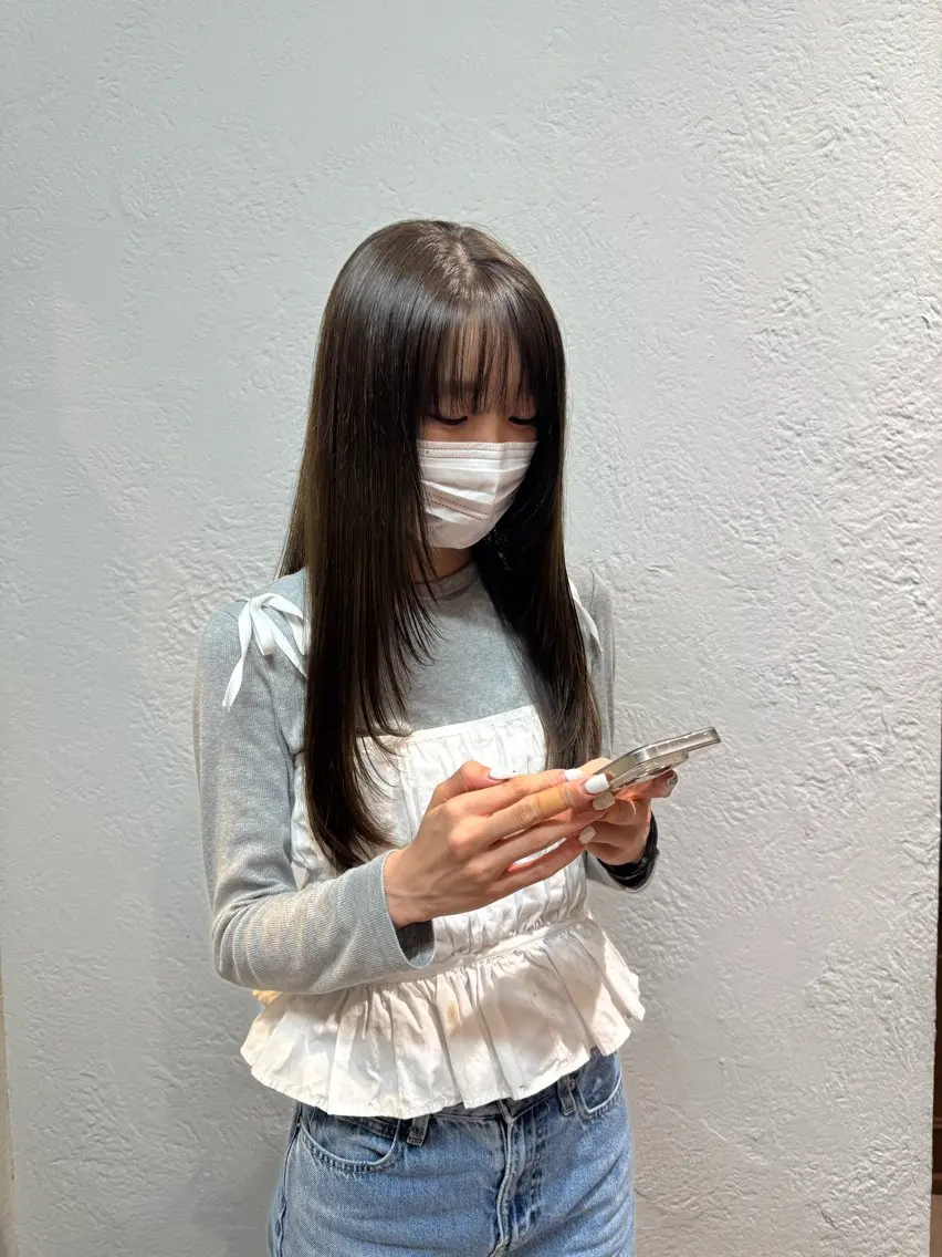 ミディアム 山本 温菜のヘアスタイル