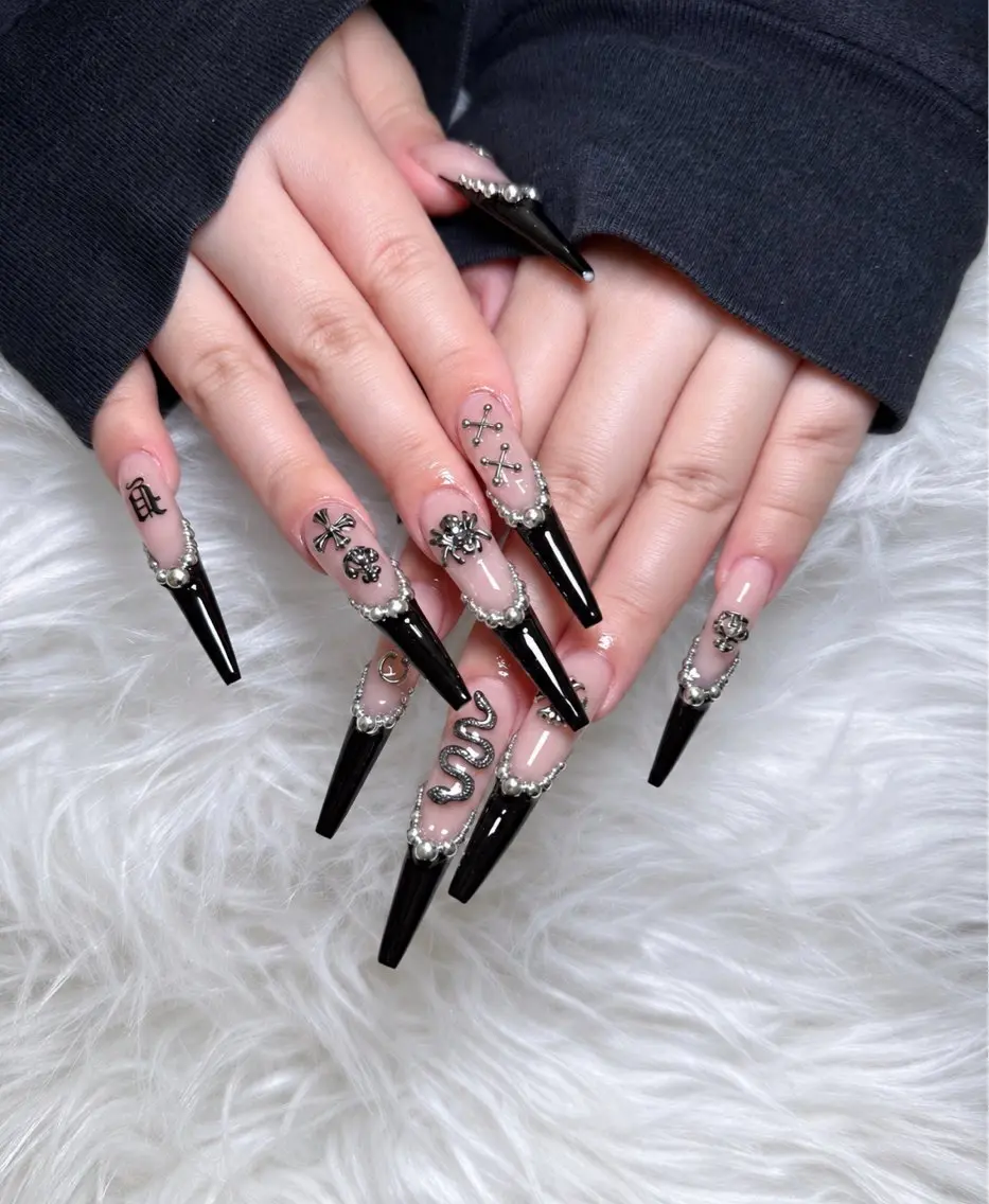 ネイル チークネイル 長さ出し フラッシュネイル フレンチネイル グラデーション ハンドネイル Lenie Nail Salonのネイルデザイン