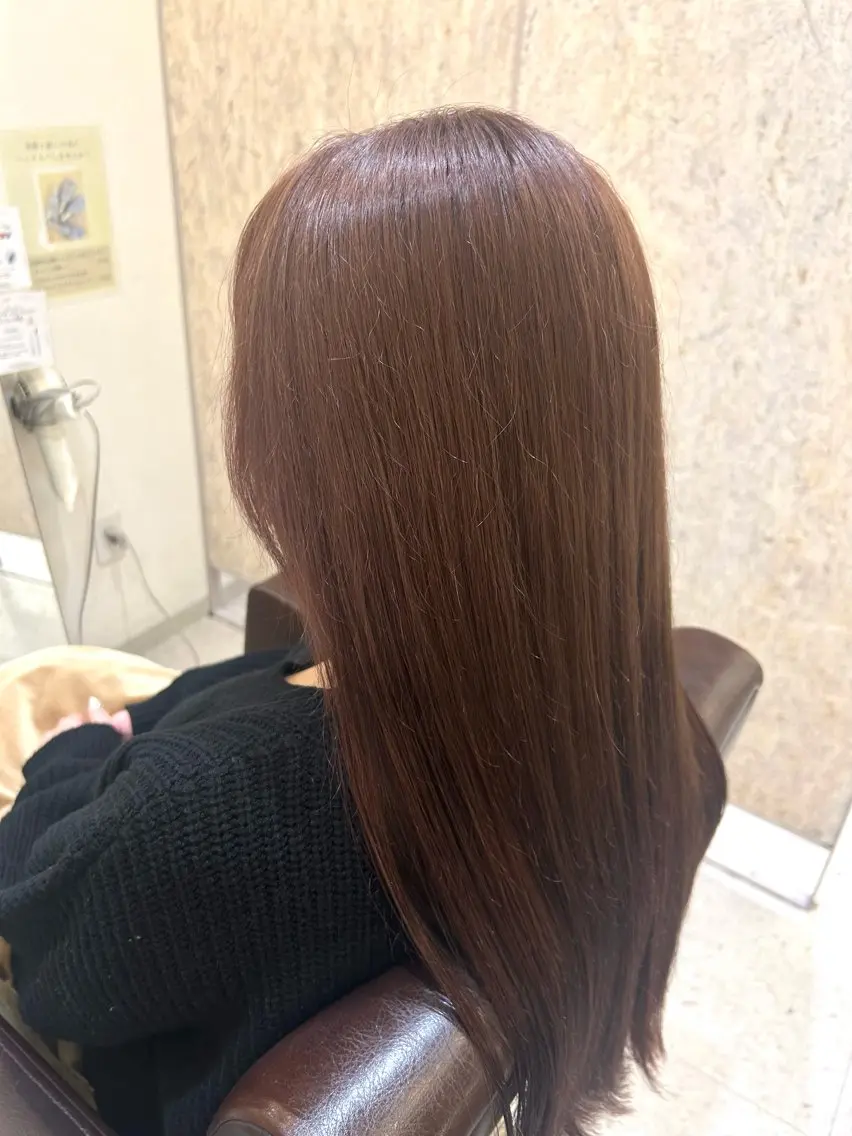 ロング ピンクブラウン リズ 都島のヘアスタイル