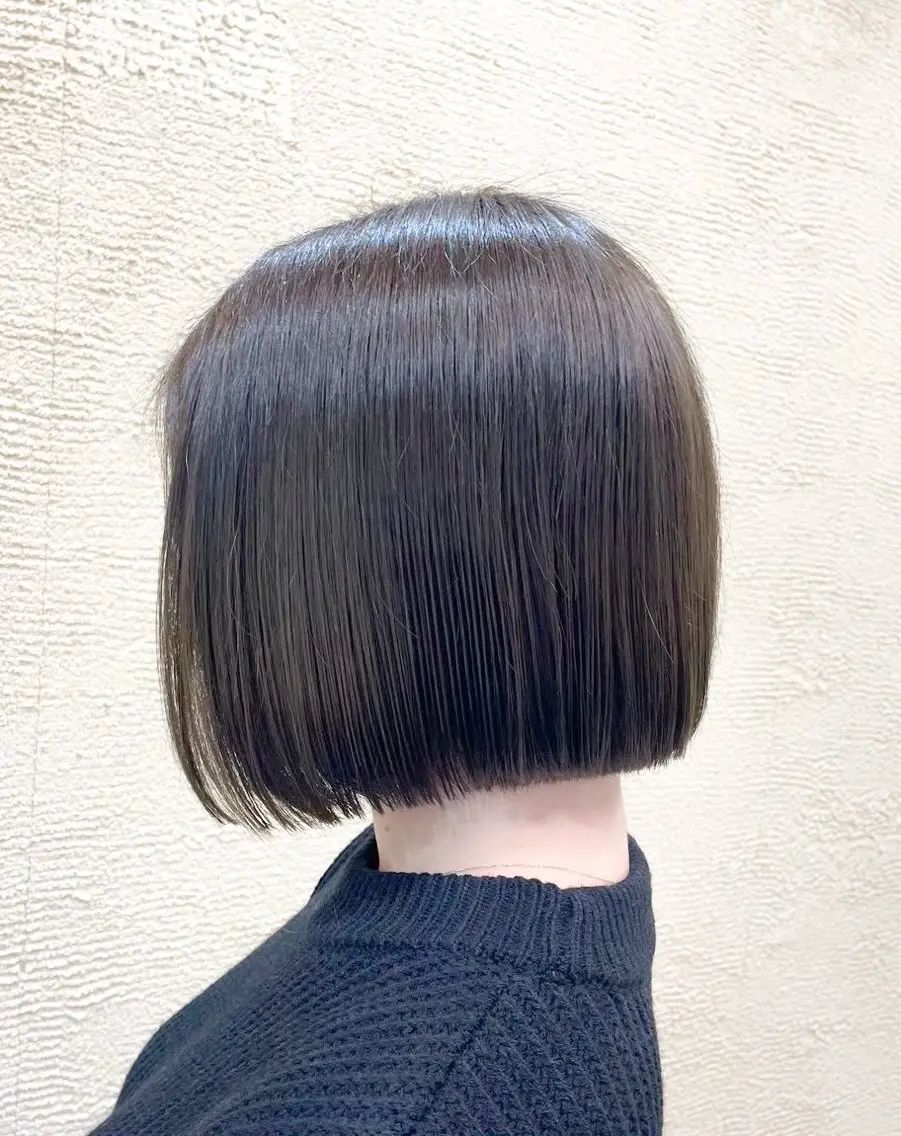 ショート ボブ カット GRANDEUR natsukiのヘアスタイル
