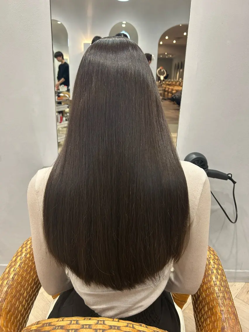 ロング カラー 柴田 千春のヘアスタイル