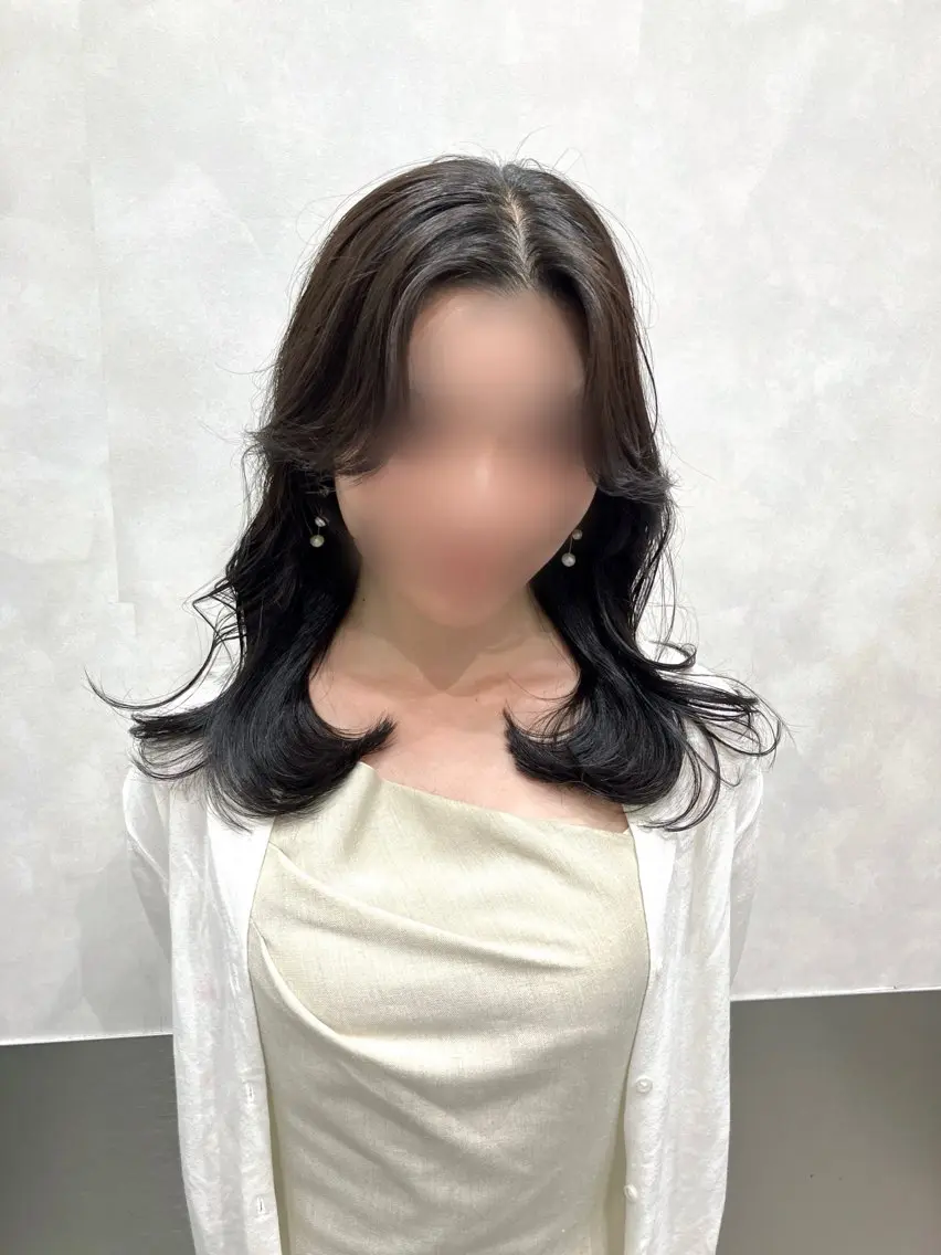 セミロング カラー カット ヘアカラー トリートメント 💖ブリーチなし透明 感💖ASAHIのヘアスタイル