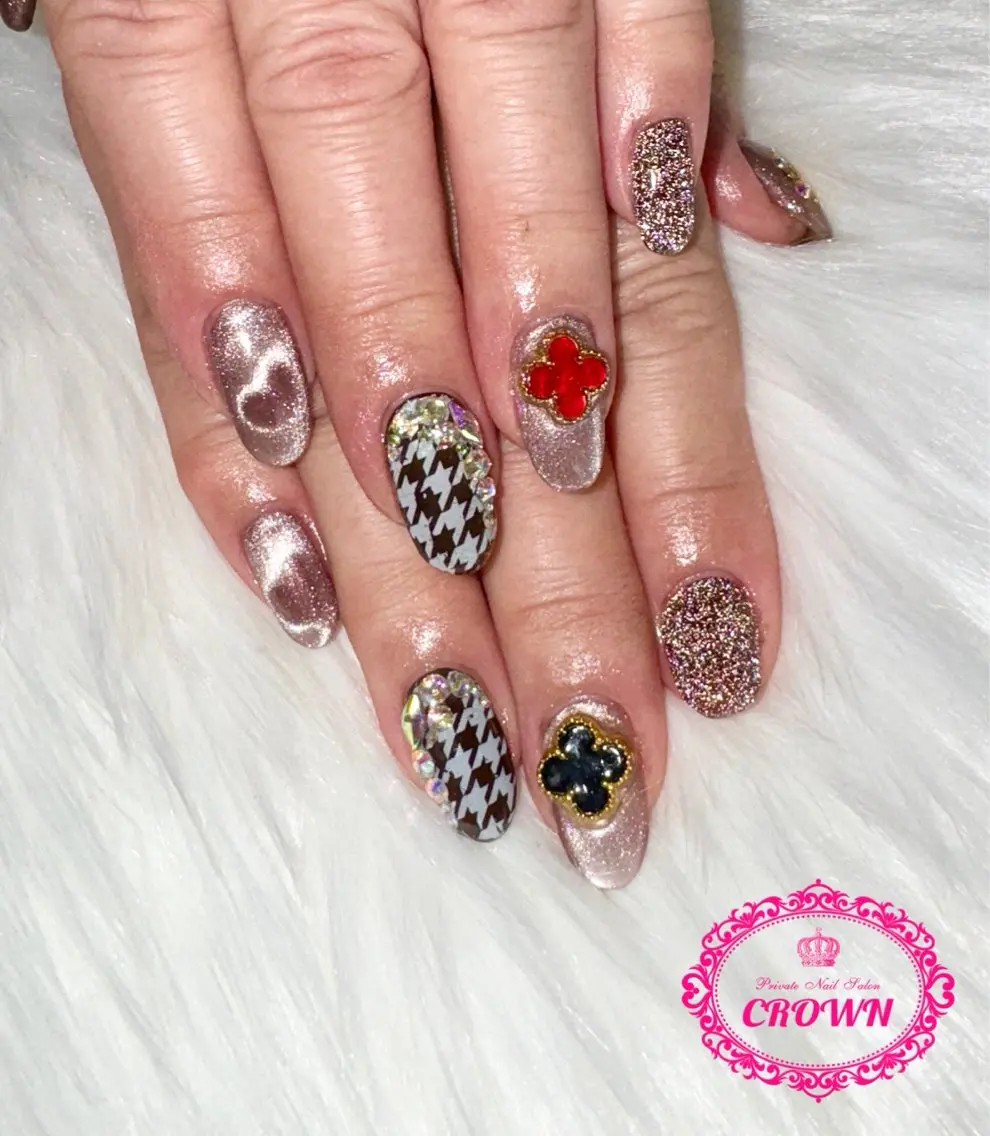 ネイル CROWN プライベートサロンのネイルデザイン