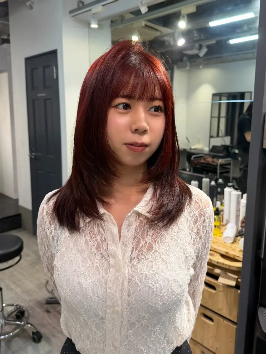 ミディアム ミディアムレイヤー レッドブラウン レイヤーカット カット ヘアカラー トリートメント 🍀ブリーチ/艶カラ ー🍀 コイケのヘアスタイル