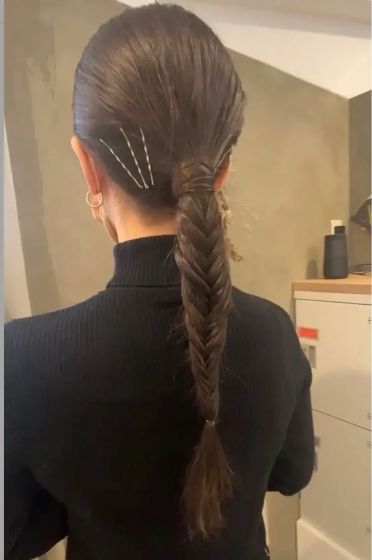 ロング ヘアアレンジ ヘアセット 東村 桃花のヘアスタイル
