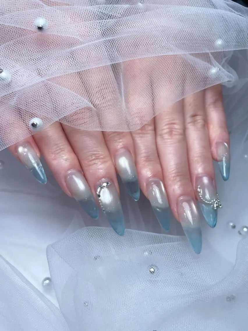 ネイル ハンドネイル VIREA Nail Salonのネイルデザイン