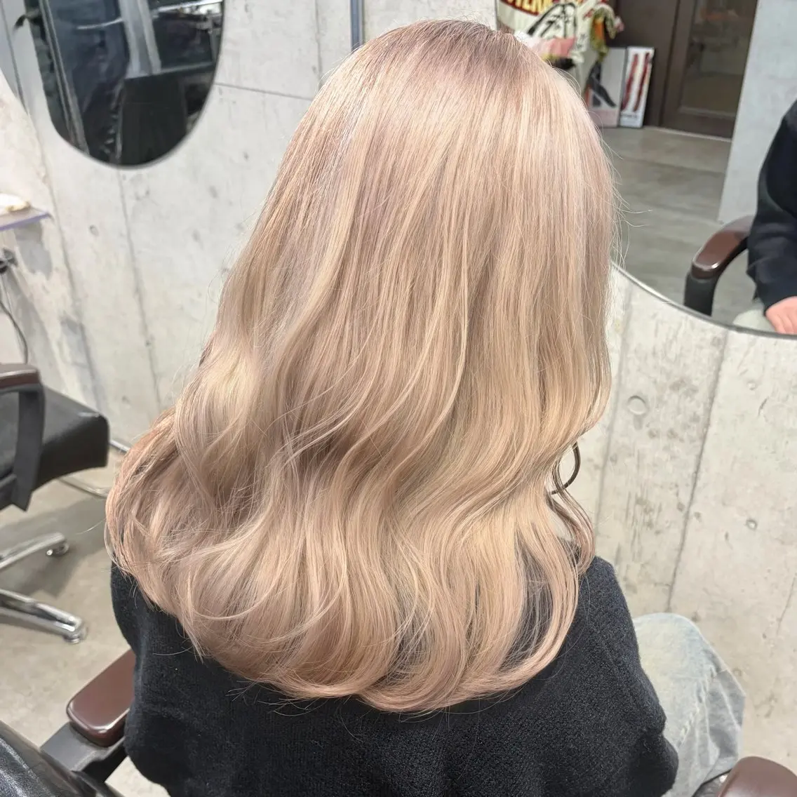 ロング カラー ヘアアレンジ ブリーチ ヘアカラー トリートメント ✨ブリーチカラー× 艶髪SUZU🛼🫧のヘアスタイル