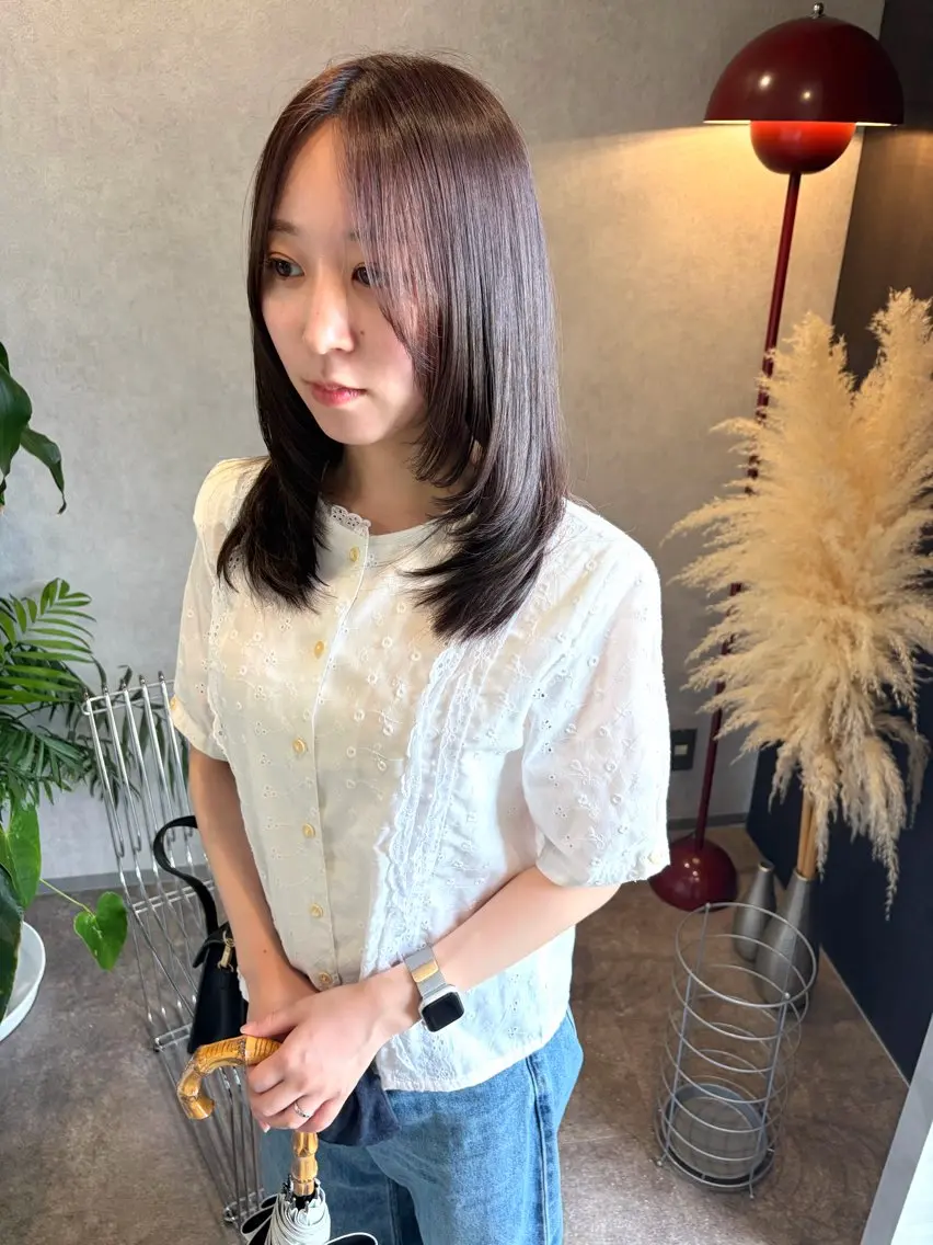 セミロング カラー ベージュカラー ラベンダーカラー ラベンダーベージュ カット ヘアカラー トリートメント 城慎太郎 大濠/レイヤーカットのヘアスタイル