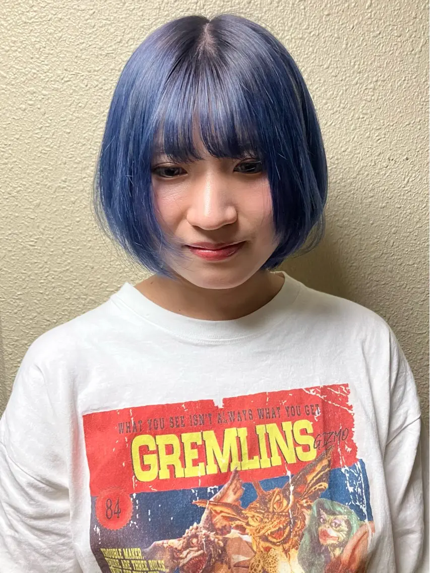 ショート 顔まわりレイヤー 姫カット レイヤーカット ウルフカット カット ヘアカラー fumika推しカラ ー/デザインカラーのヘアスタイル