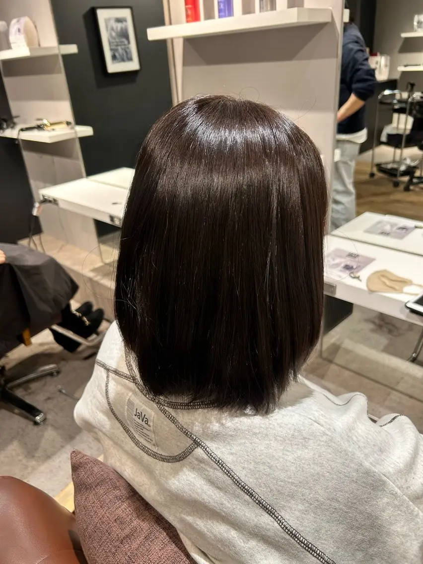 ミディアム カット ブリーチ🐰インナー ♡ハイライト♡綾🐰のヘアスタイル
