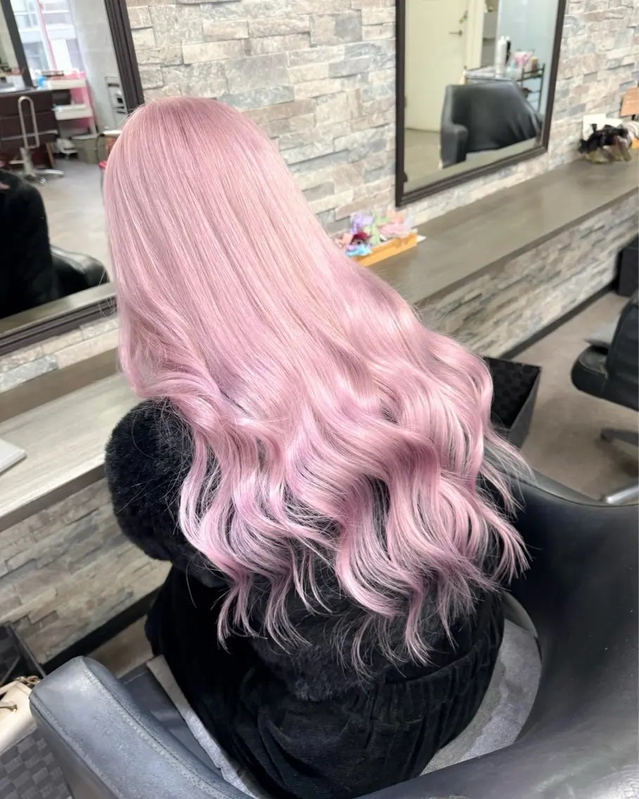 ロング カラー カット ヘアカラー トリートメント エクステ ハイトーンエクステ 🎩カズキ🎩のヘアスタイル