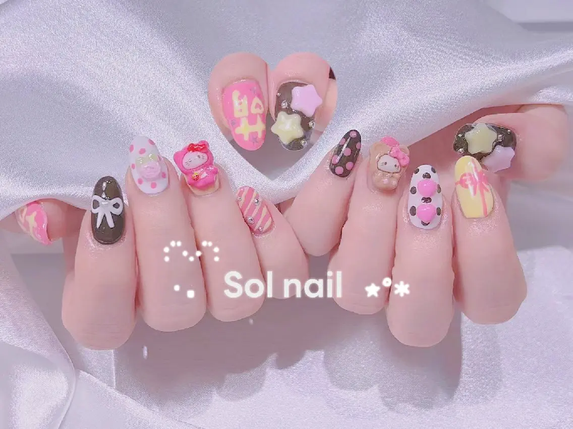 ネイル ハンドネイル ハンドケア Sol Nail ミネのネイルデザイン