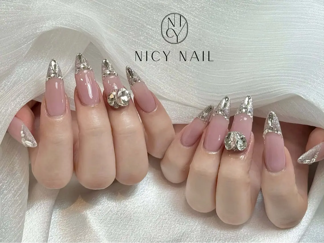 ネイル ハンドネイル NICY NAIL 池袋のネイルデザイン
