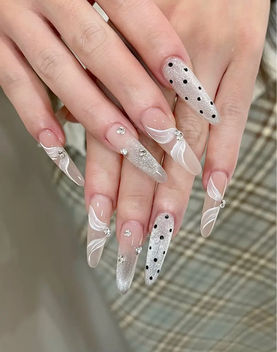 40%🈹ミニモ限定【Handソフトジェルオフなし☆チップ長さだし】10本持ち込みアート¥9520の写真
