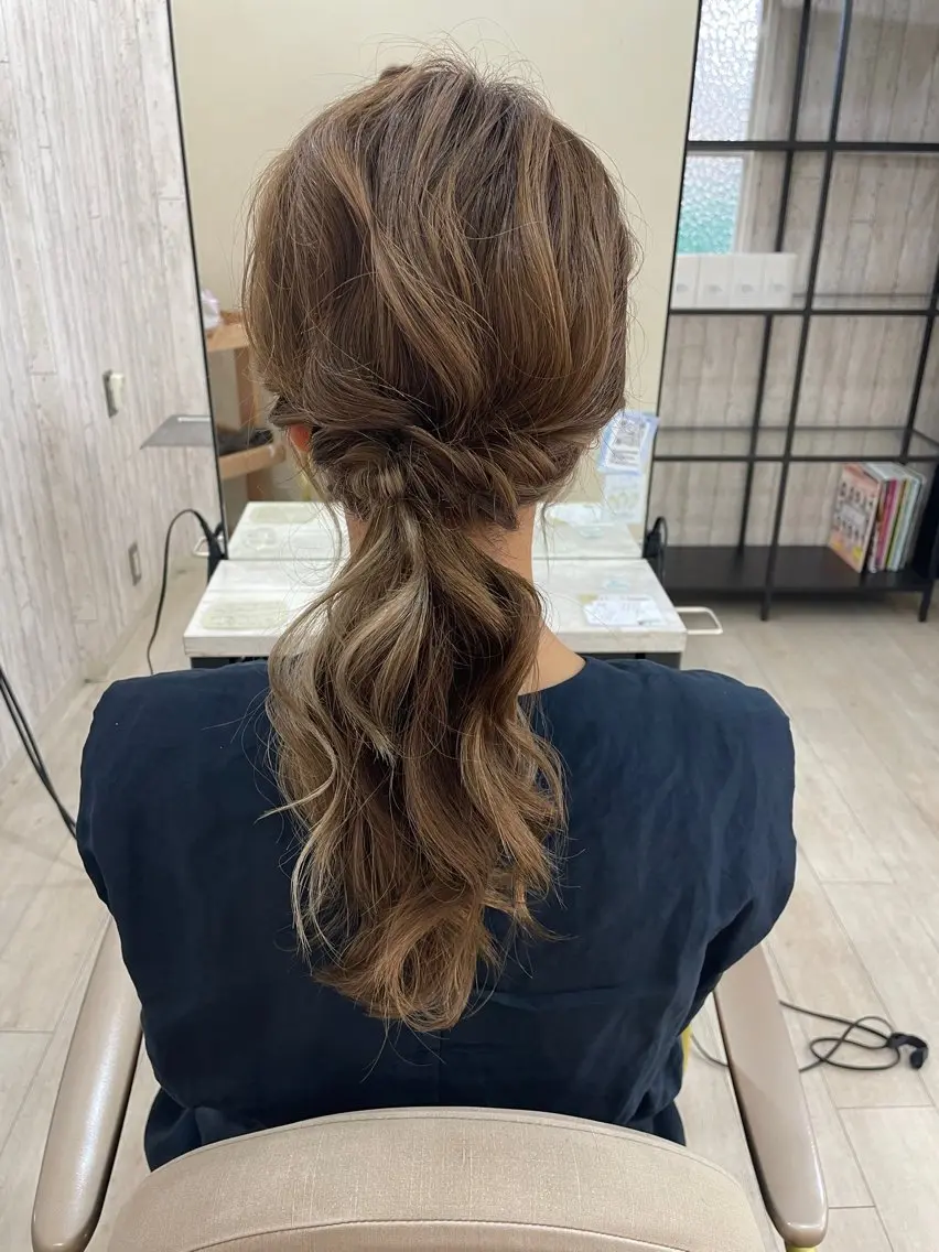 ロング ヘアアレンジ ヘアセット 立川 奈那子のヘアスタイル