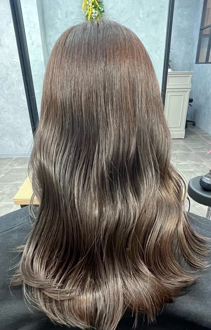 ロング カラー カット ヘアカラー 熊谷 有紗のヘアスタイル